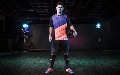 欧皇体育热评-B席又威胁球门