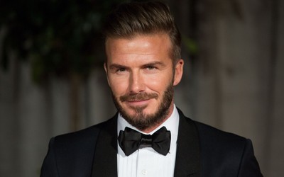 欧皇体育热评-佩德里这过人如入无人之境